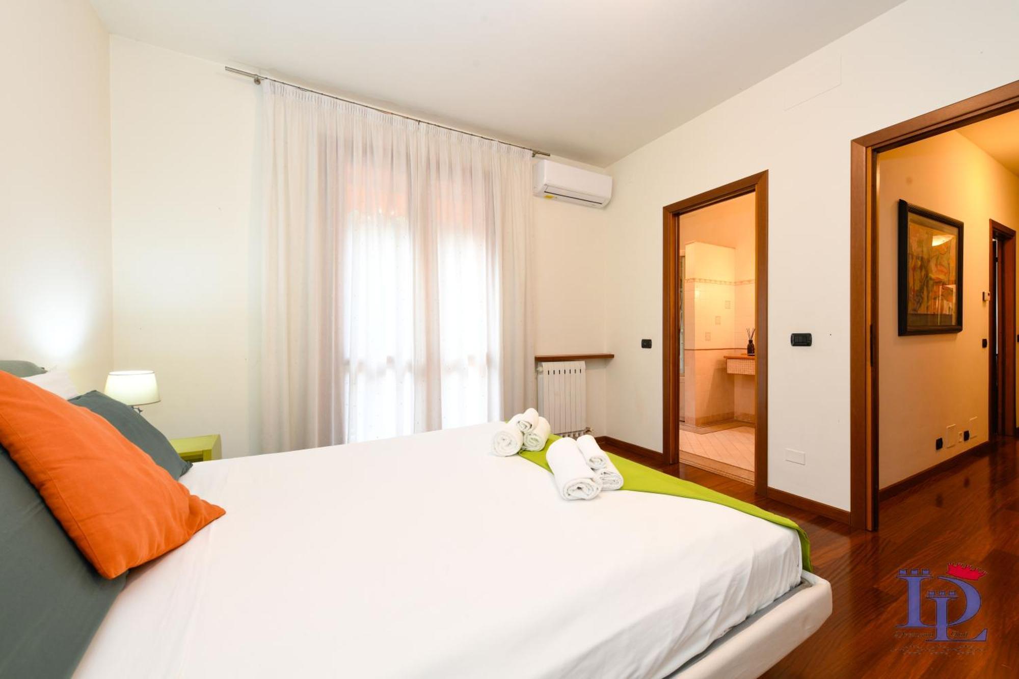 Desenzanoloft Official Partner Marriott Homes & Villas - Gardastar La Stella Del Lago Desenzano del Garda Ngoại thất bức ảnh