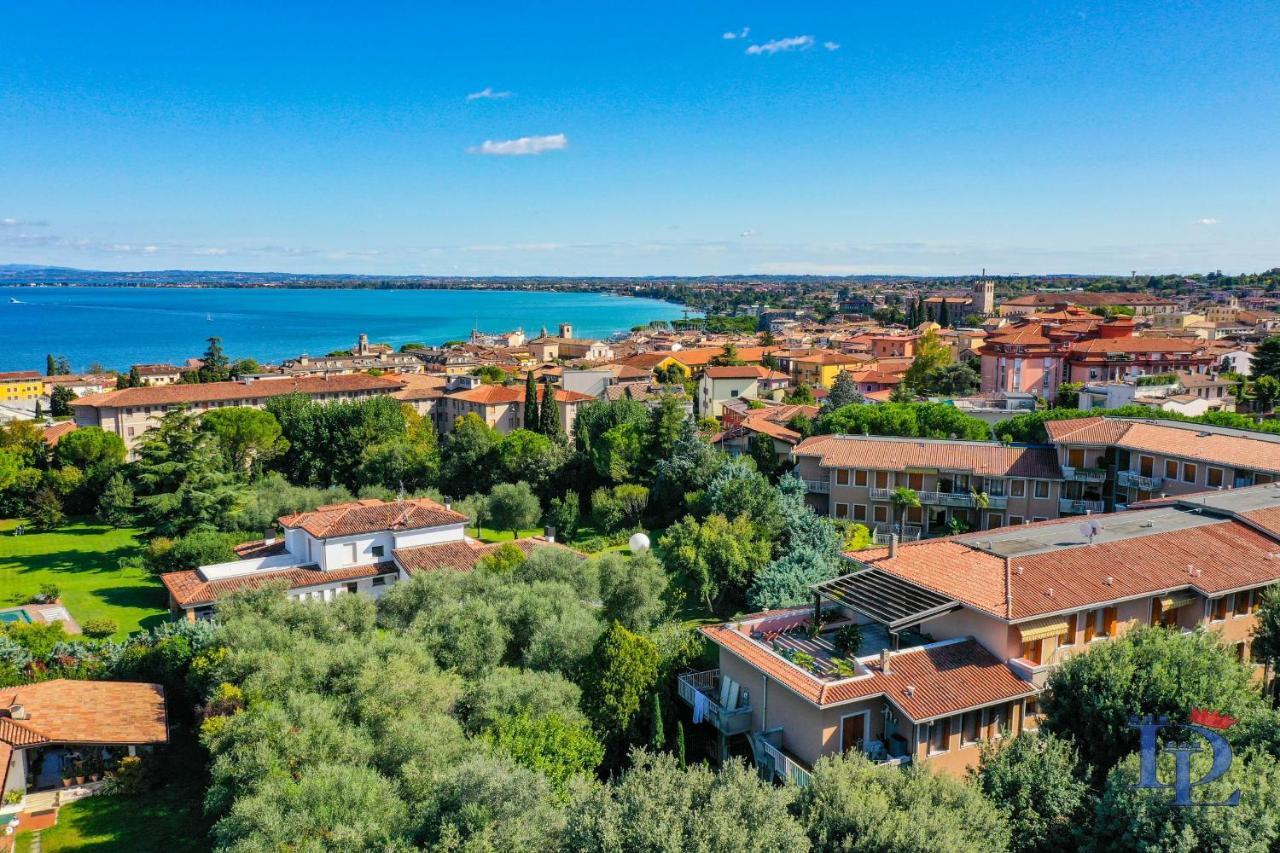 Desenzanoloft Official Partner Marriott Homes & Villas - Gardastar La Stella Del Lago Desenzano del Garda Ngoại thất bức ảnh